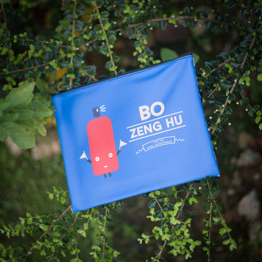 Bo Zeng Hu Pouch